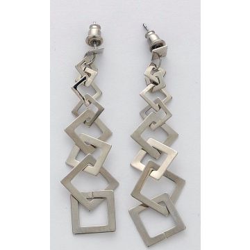 Σκουλαρίκια μεταλλική ασημένια αλυσίδα από διάτρητα τετράγωνα