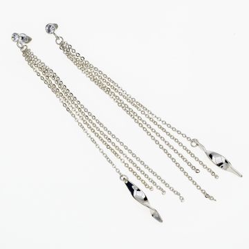 Σκουλαρίκια μεταλλικά ασημί με αλυσίδες,στράς και μεταλλική λεπτομέρεια