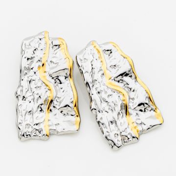 Statement Σκουλαρίκια "Crumpled Metal" για μοναδικό look