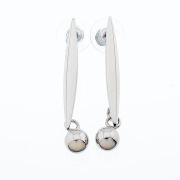 Σκουλαρίκια μεταλλικά σε ασημί χρώμα σχέδιο φύλλο με κρεμαστή χάντρα 