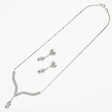 Σετ Μεταλλικό σε Ασημί Χρώμα – Σκουλαρίκια και Κολιέ με Αλυσίδα, Στράς και Swarovski
